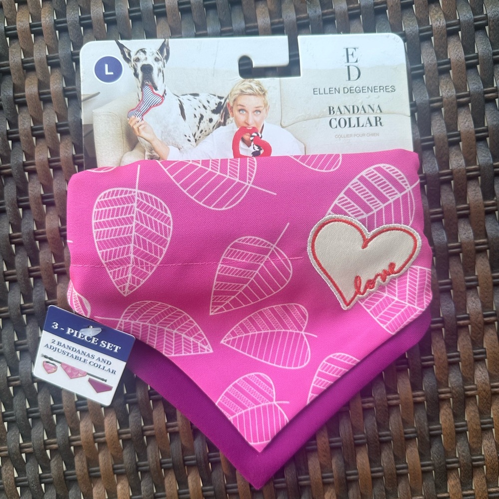 Ellen Degeneres Bandana Collar